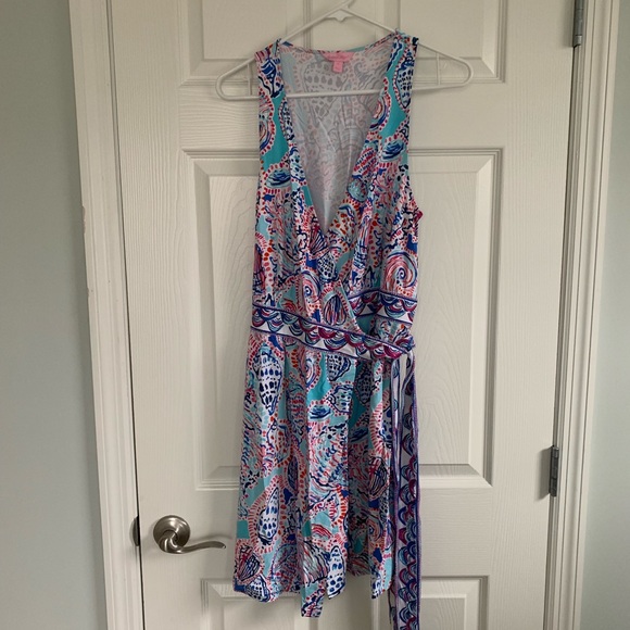 SOLD - NWOT - size M - Lilly Pulitzer wrap dress - Picture 3 of 4